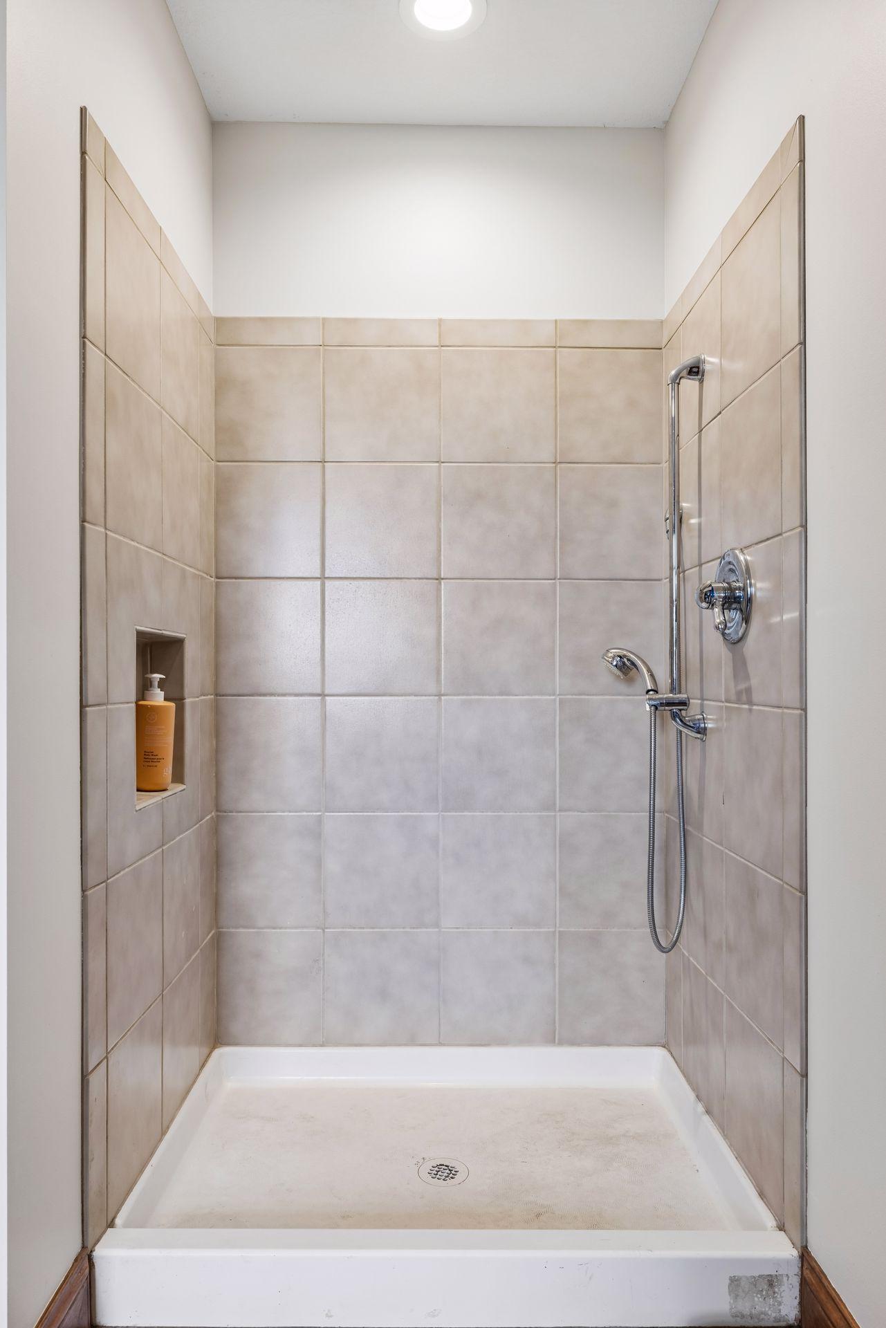 main property photo 71