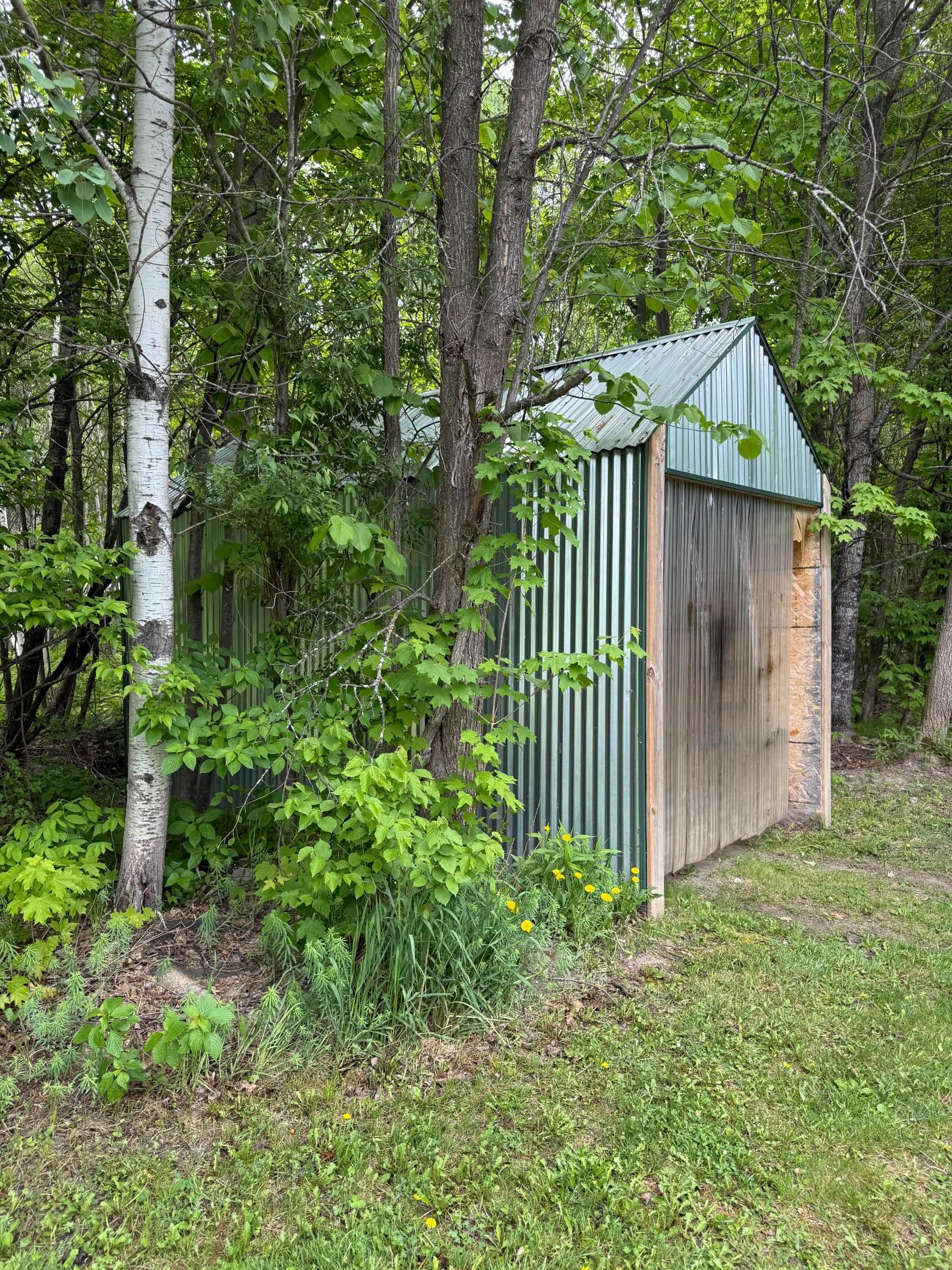 main property photo 74