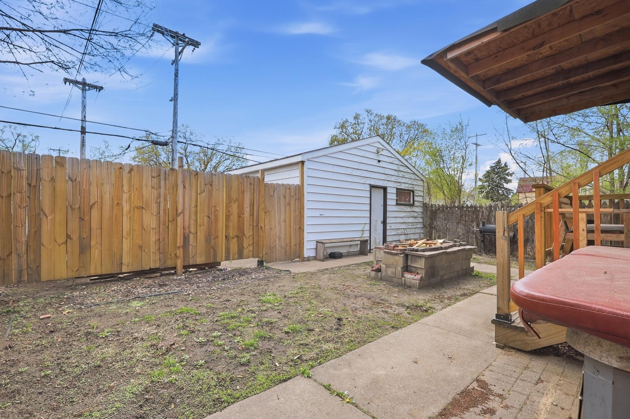 main property photo 27