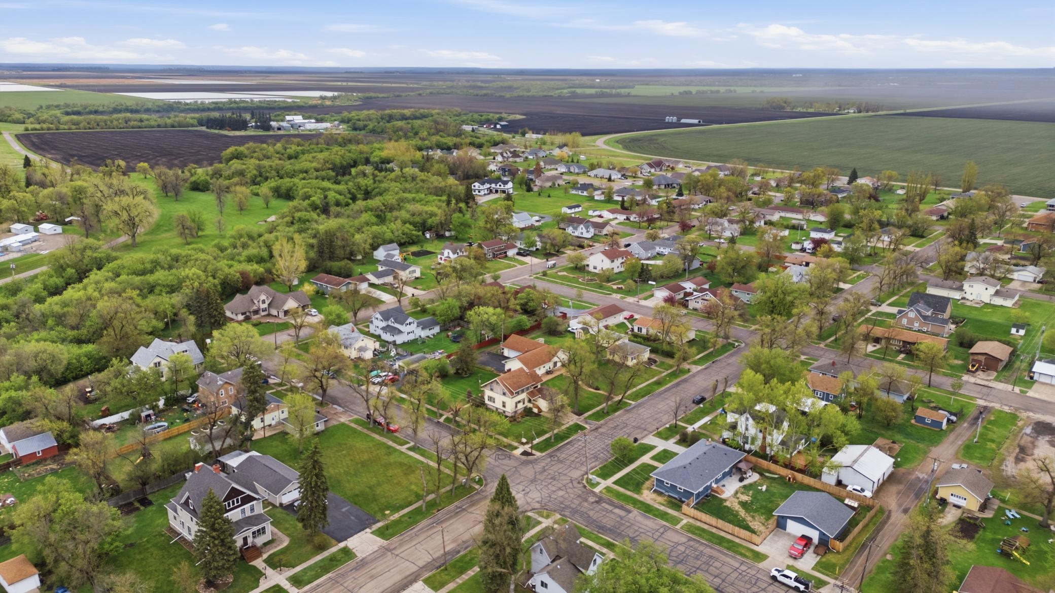 main property photo 50