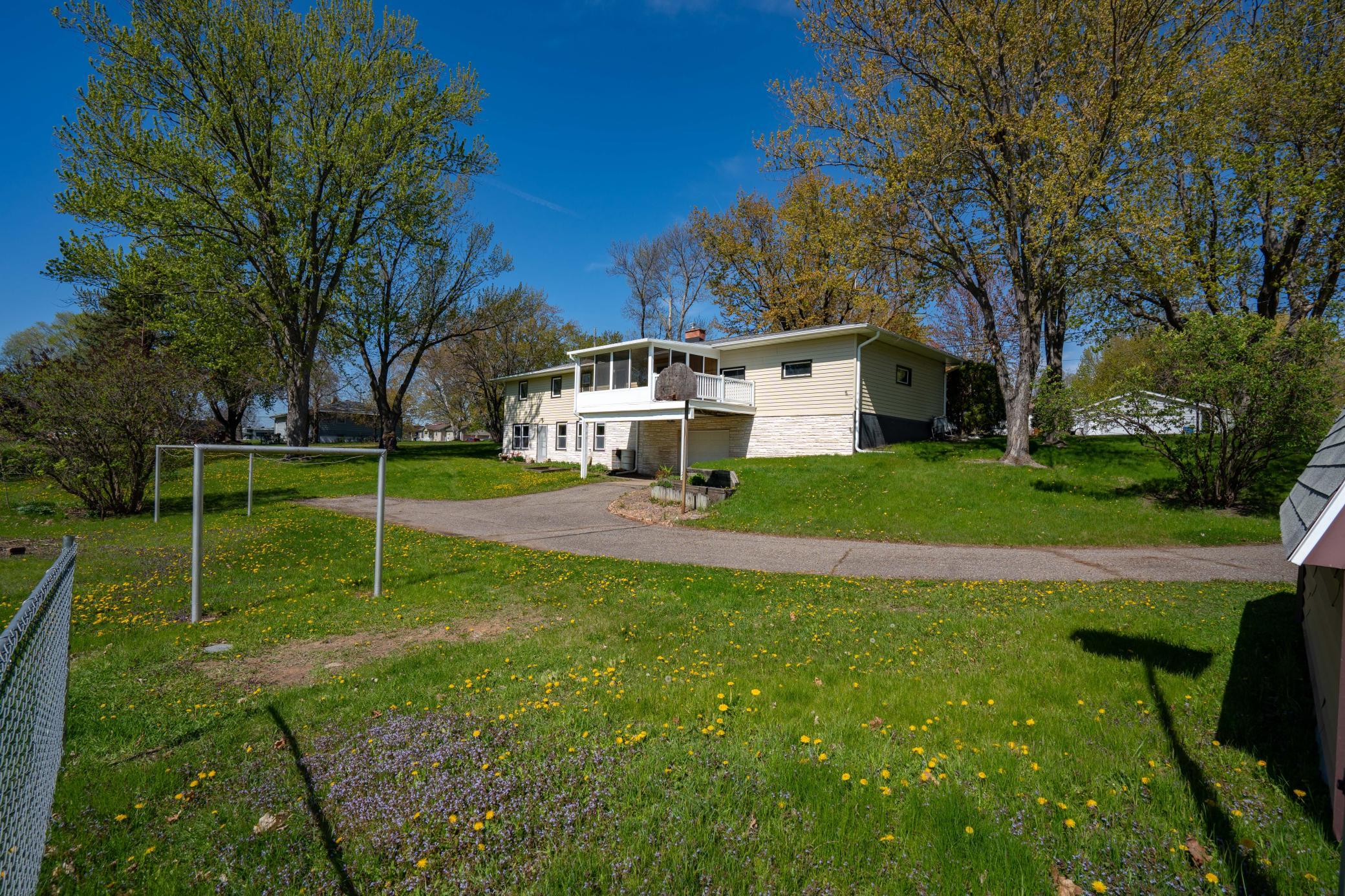 main property photo 27