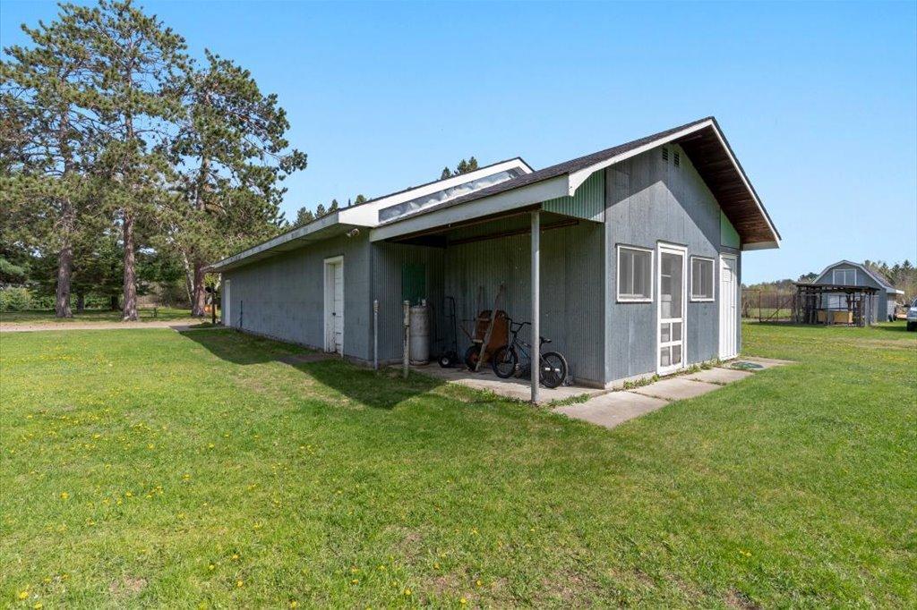 main property photo 37