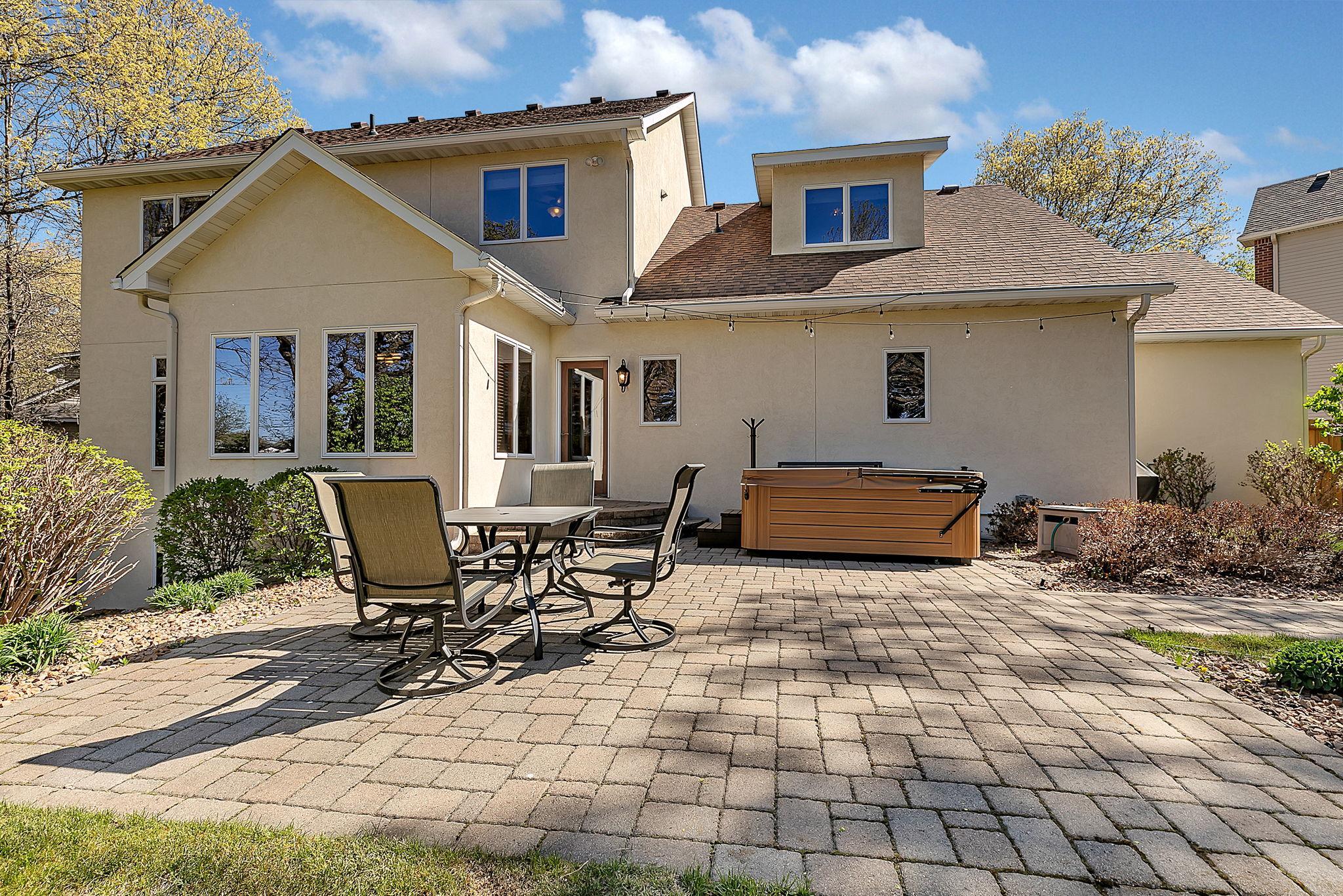main property photo 16