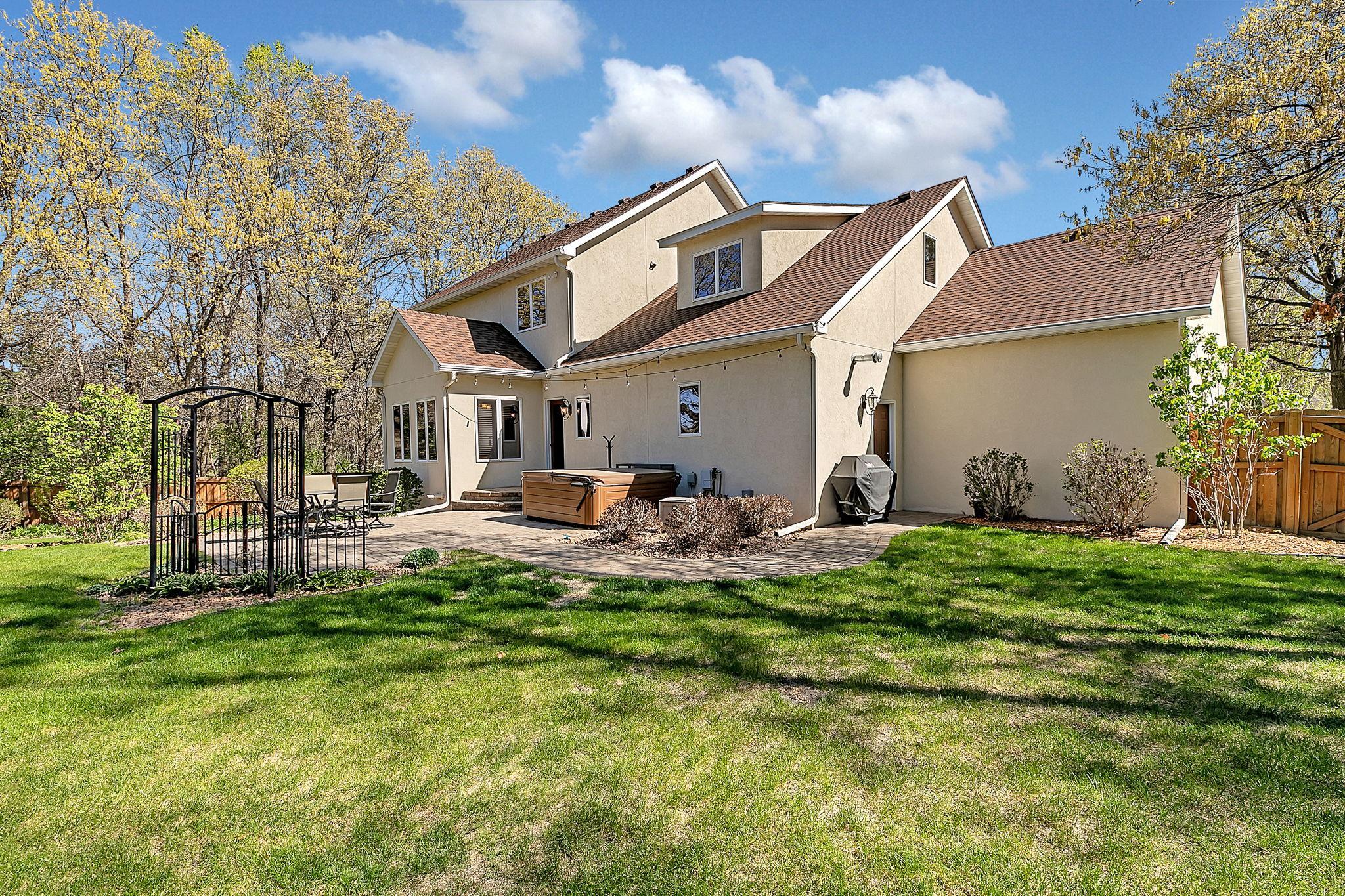 main property photo 18