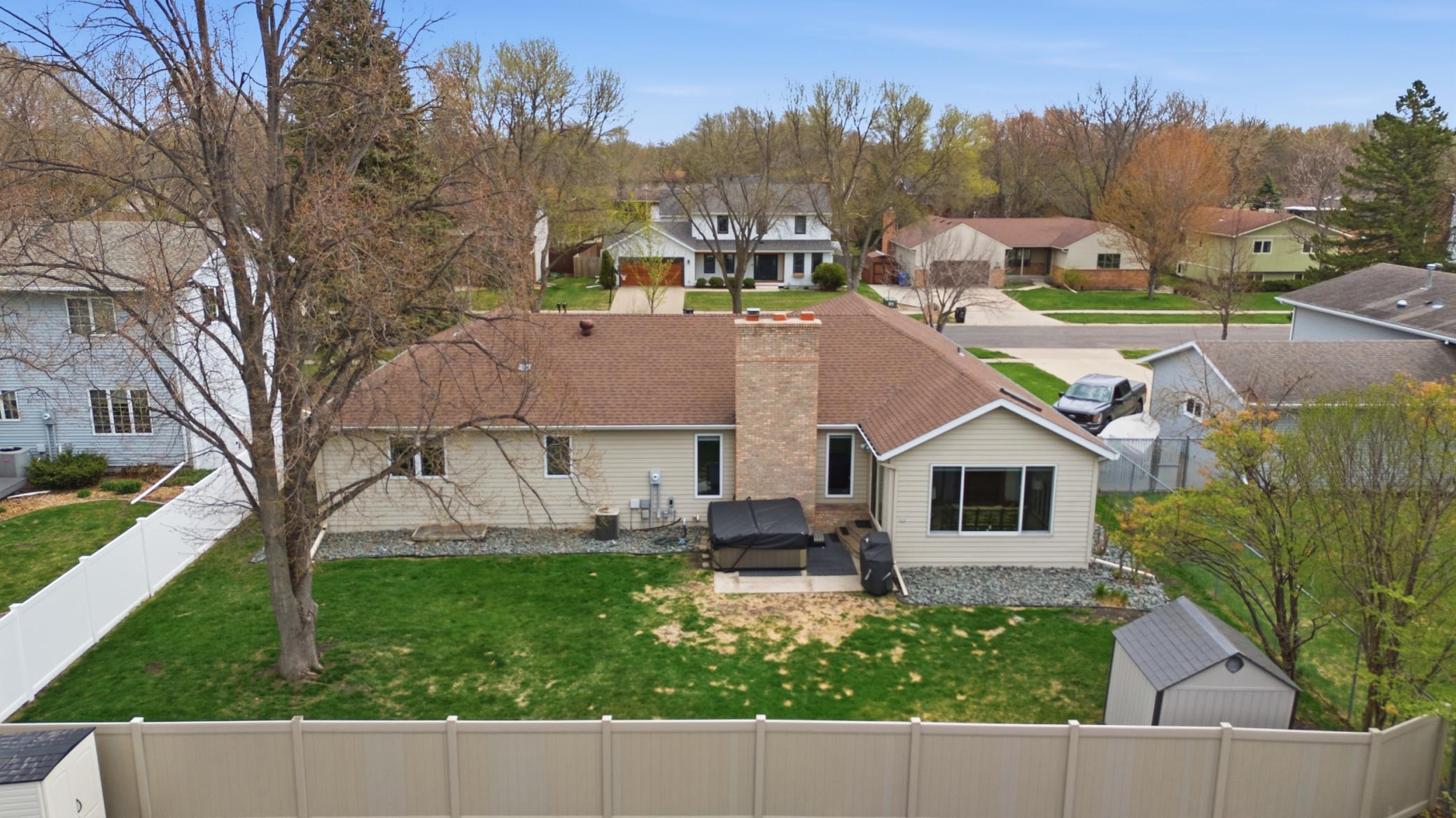main property photo 14