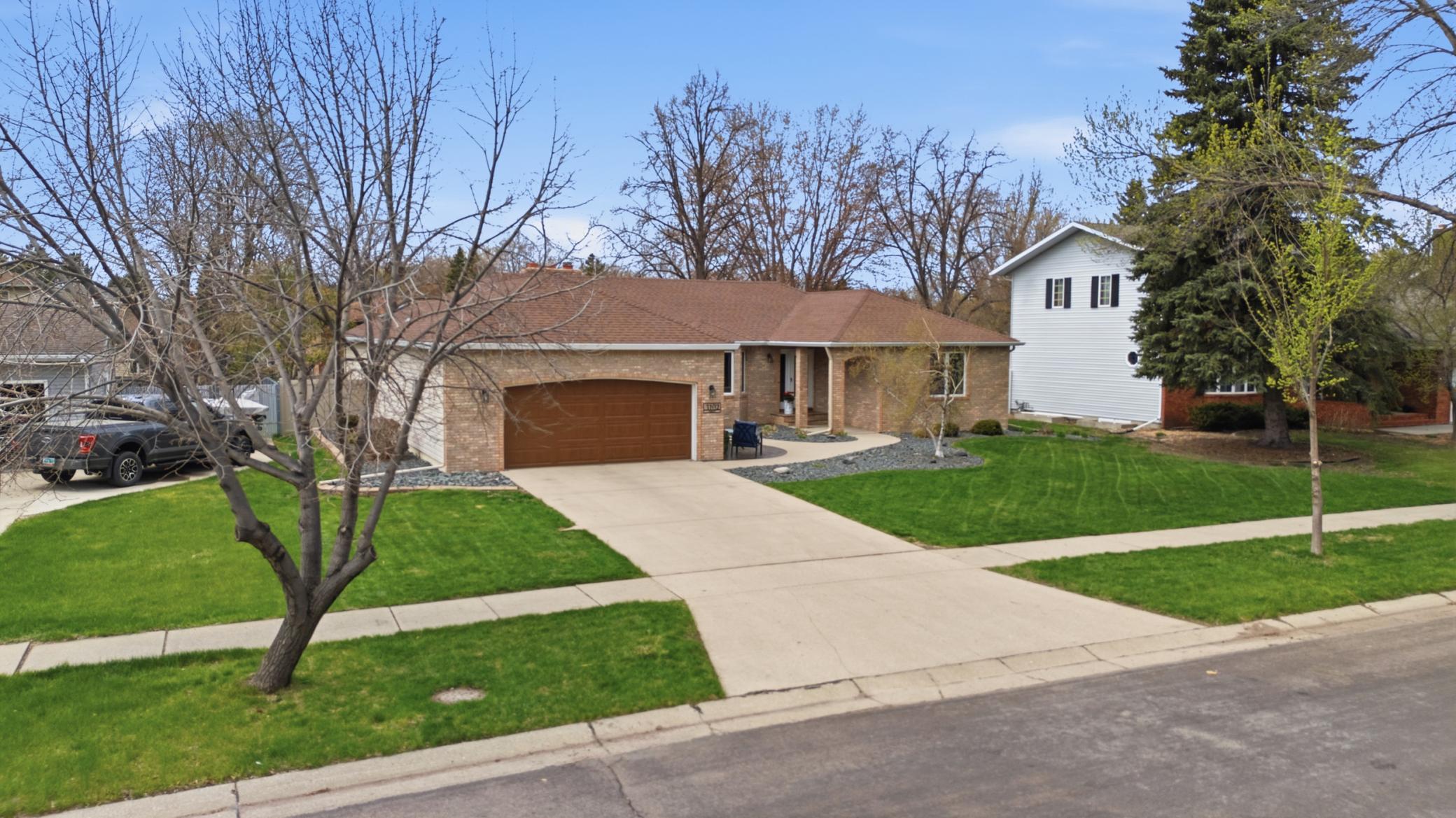 main property photo 5