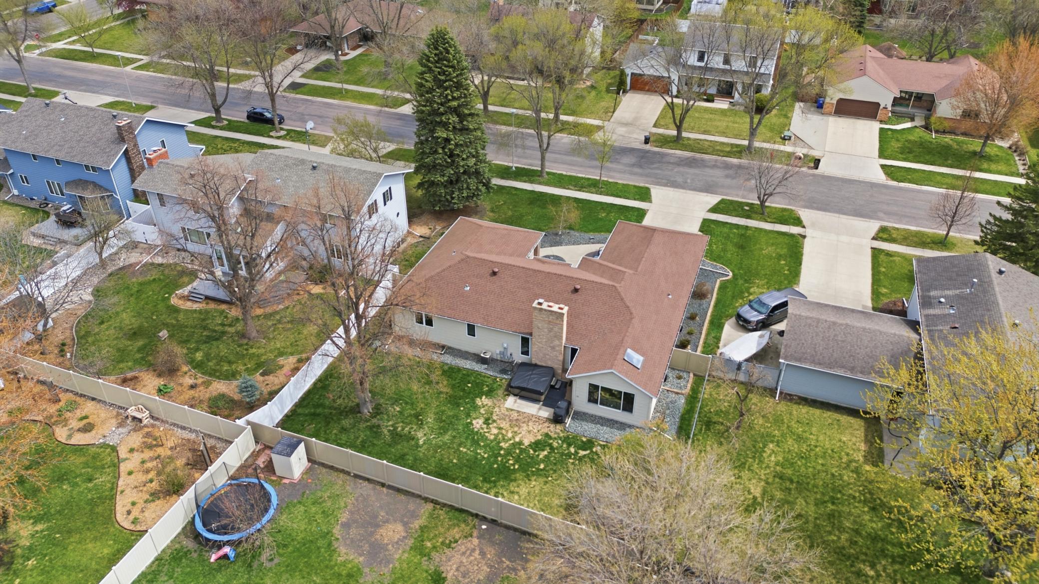 main property photo 6