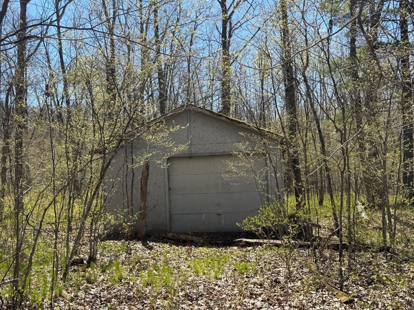 main property photo 12
