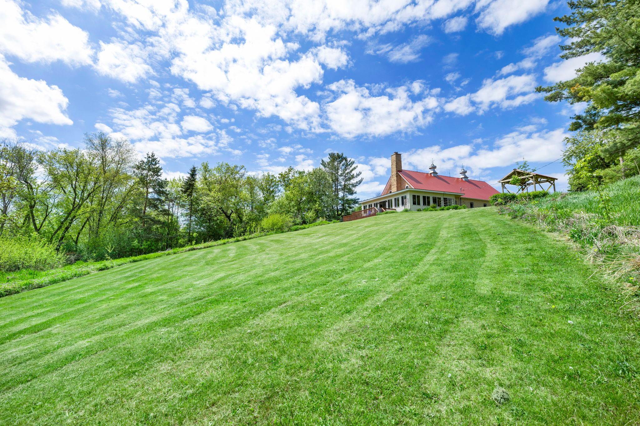 main property photo 90