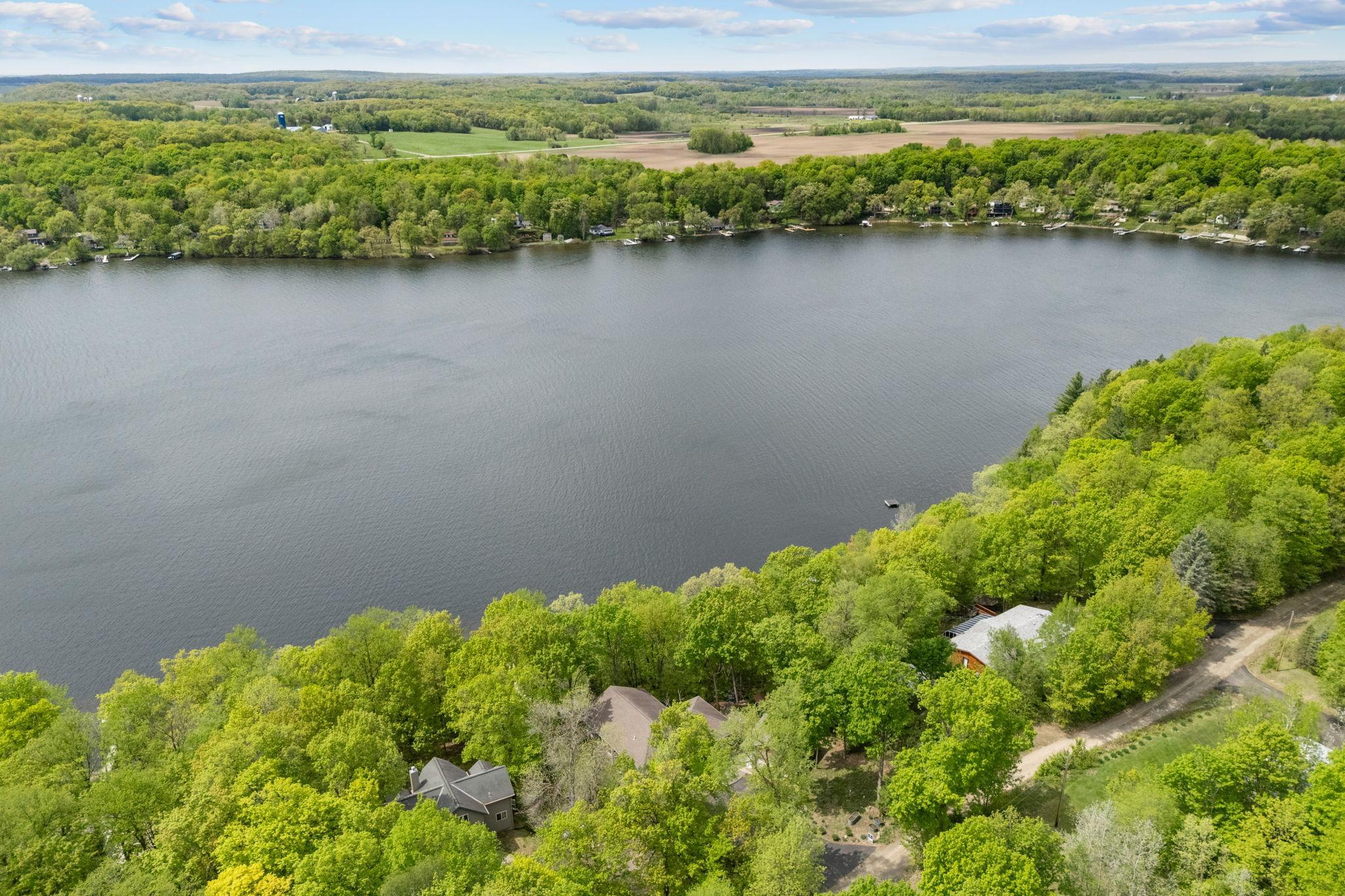 main property photo 30