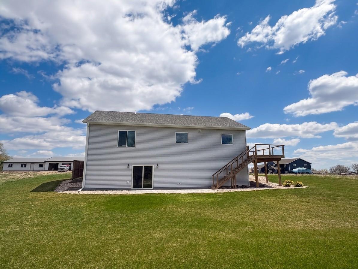 main property photo 70