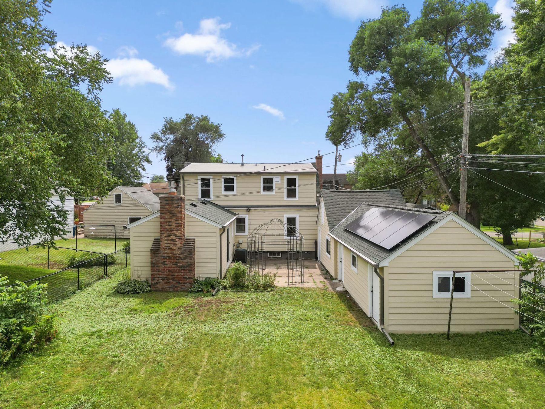 main property photo 40