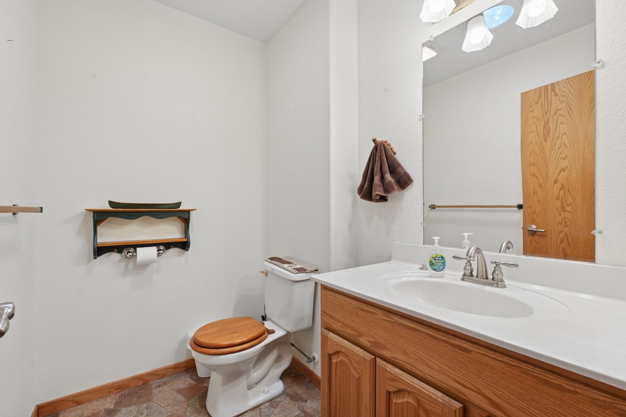 main property photo 22