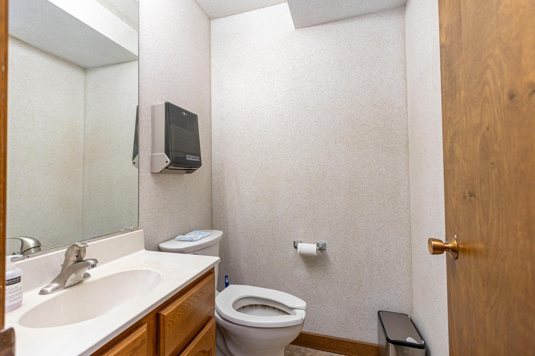main property photo 18