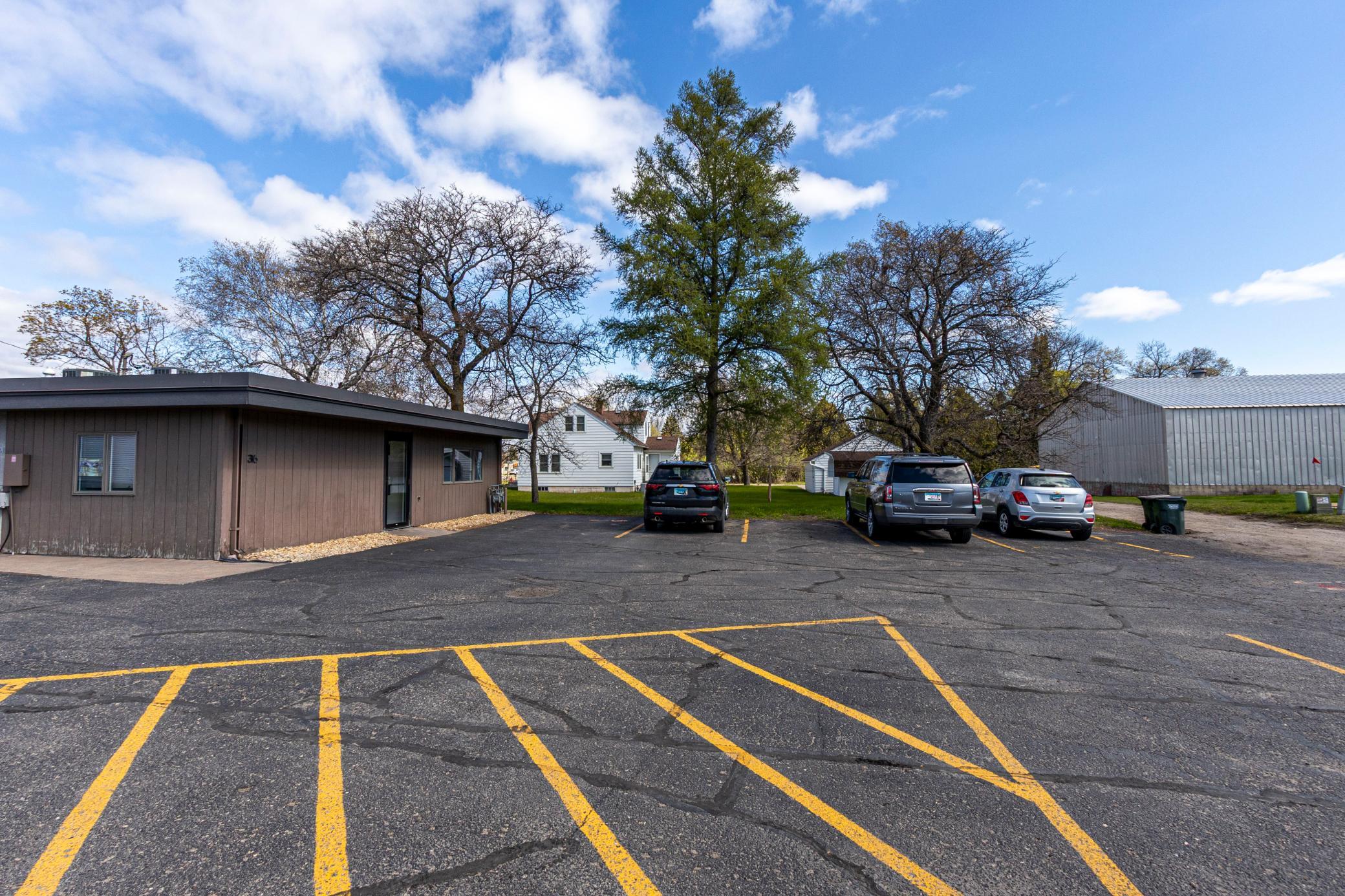 main property photo 36