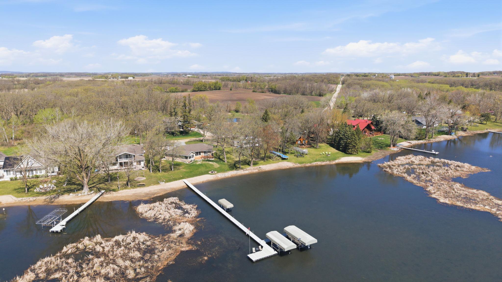 main property photo 22