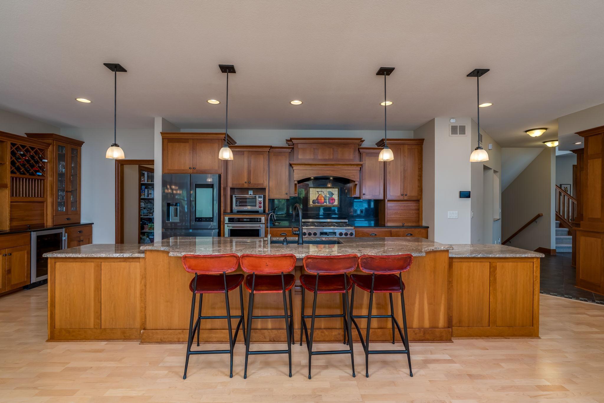 main property photo 12