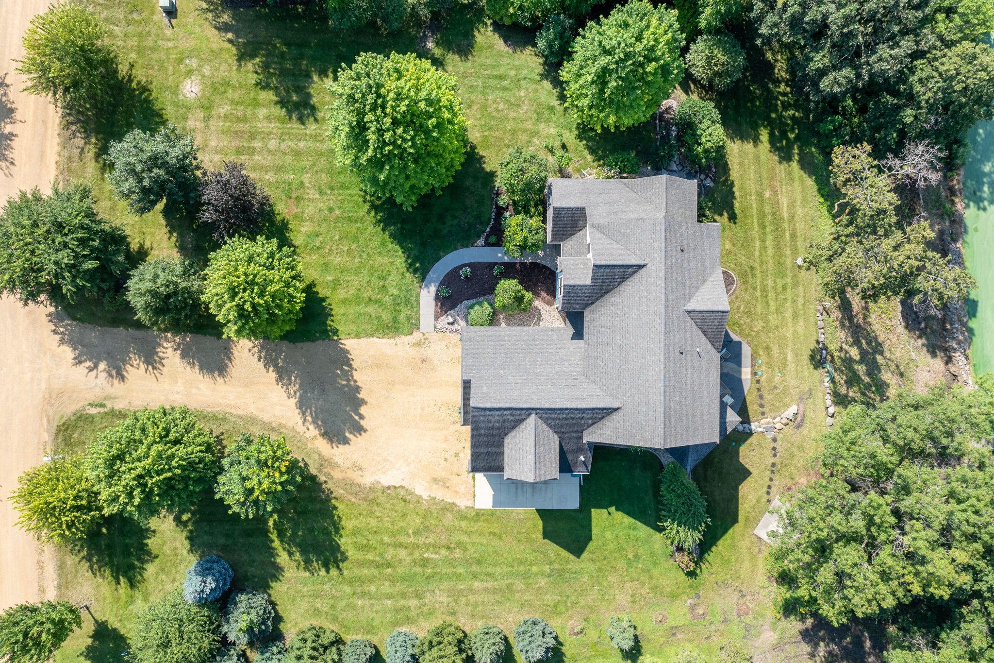 main property photo 41