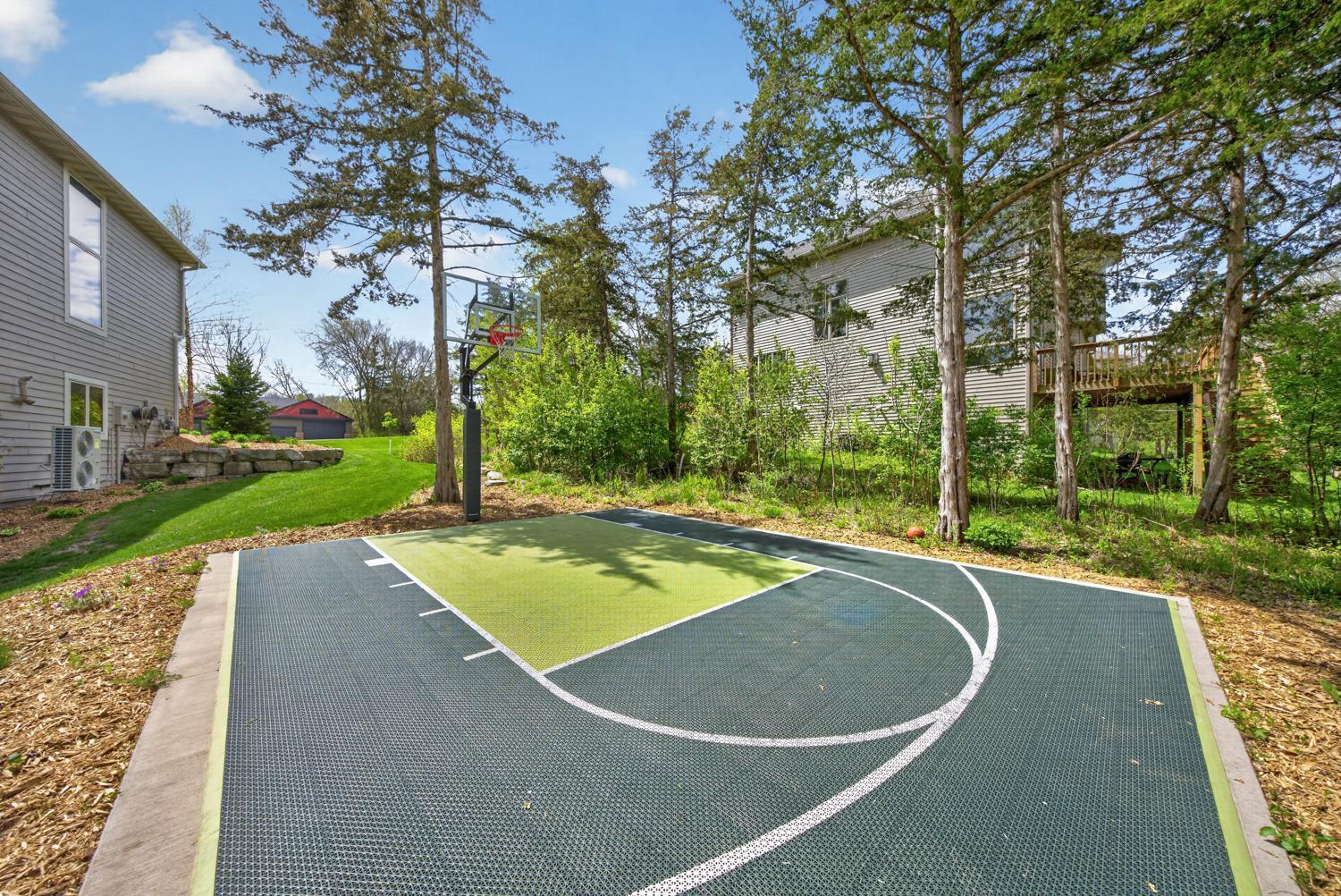 main property photo 74