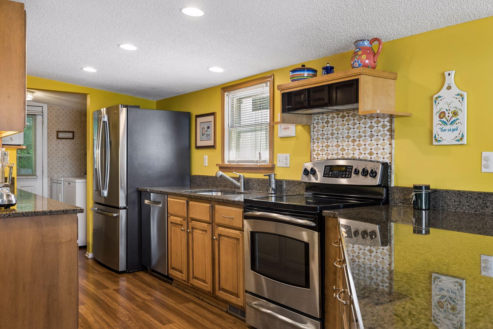 main property photo 17