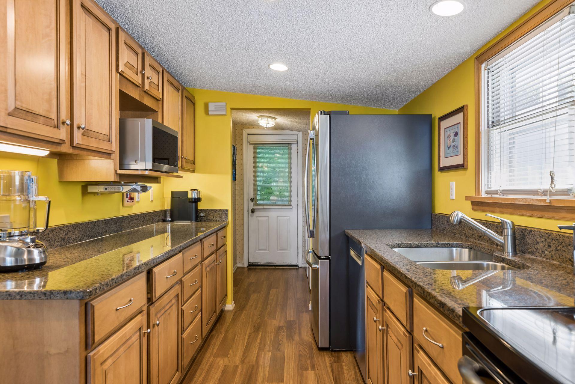 main property photo 19