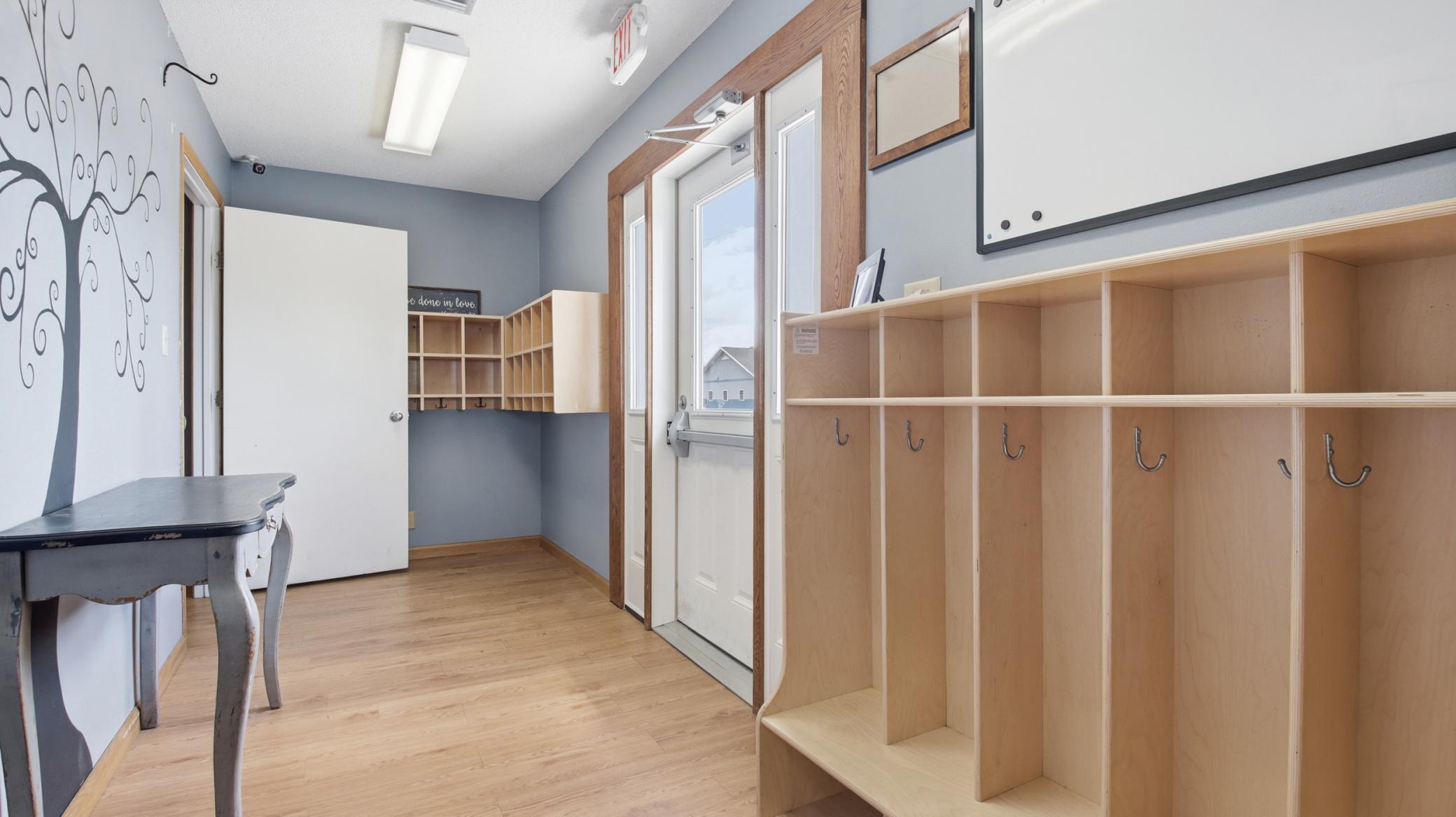 main property photo 10