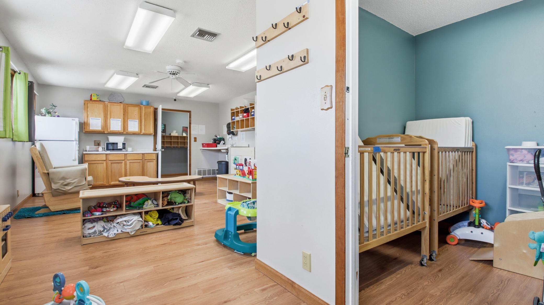 main property photo 29