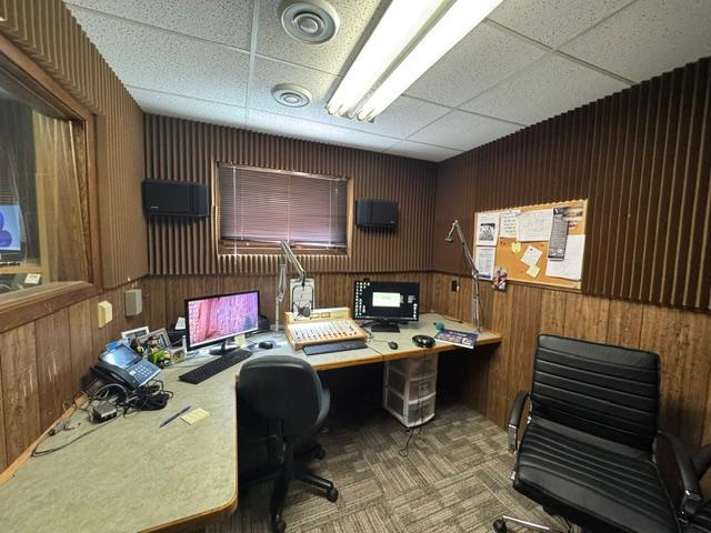 main property photo 43