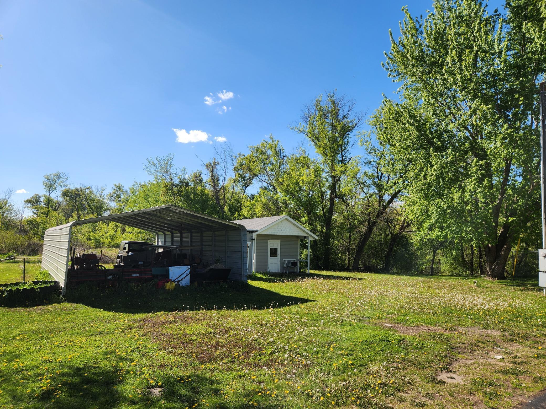 main property photo 39