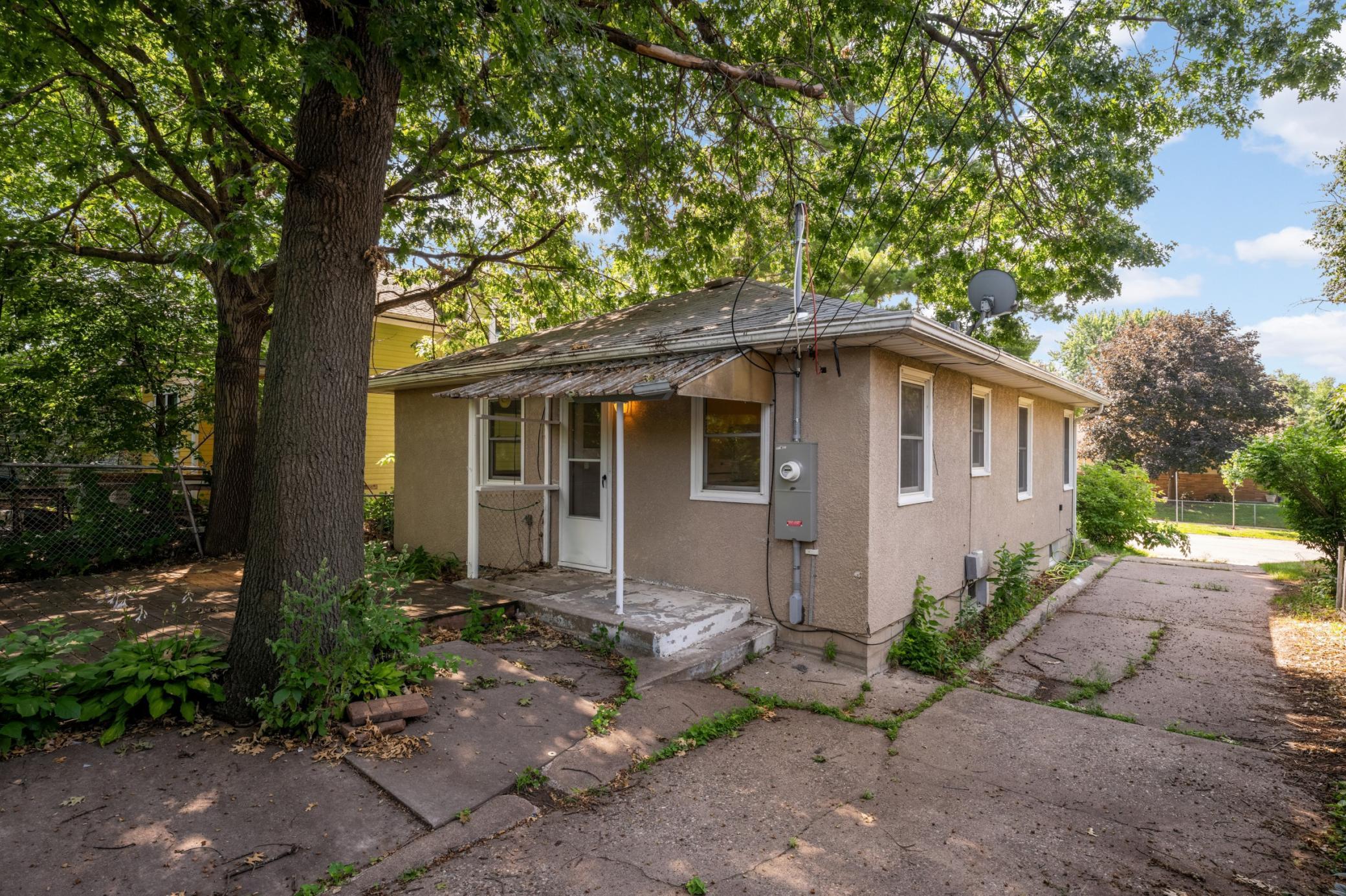 main property photo 20