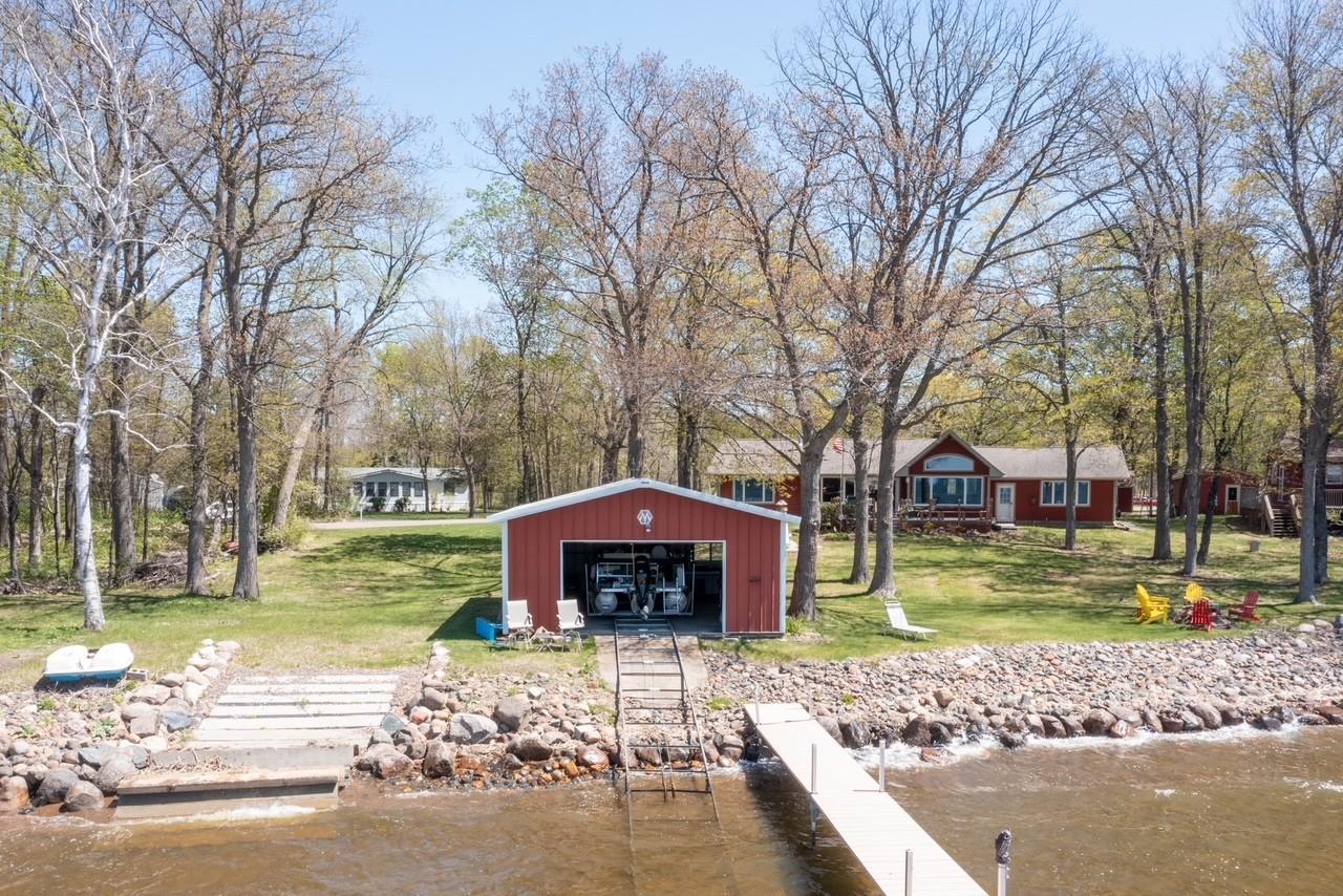 main property photo 42