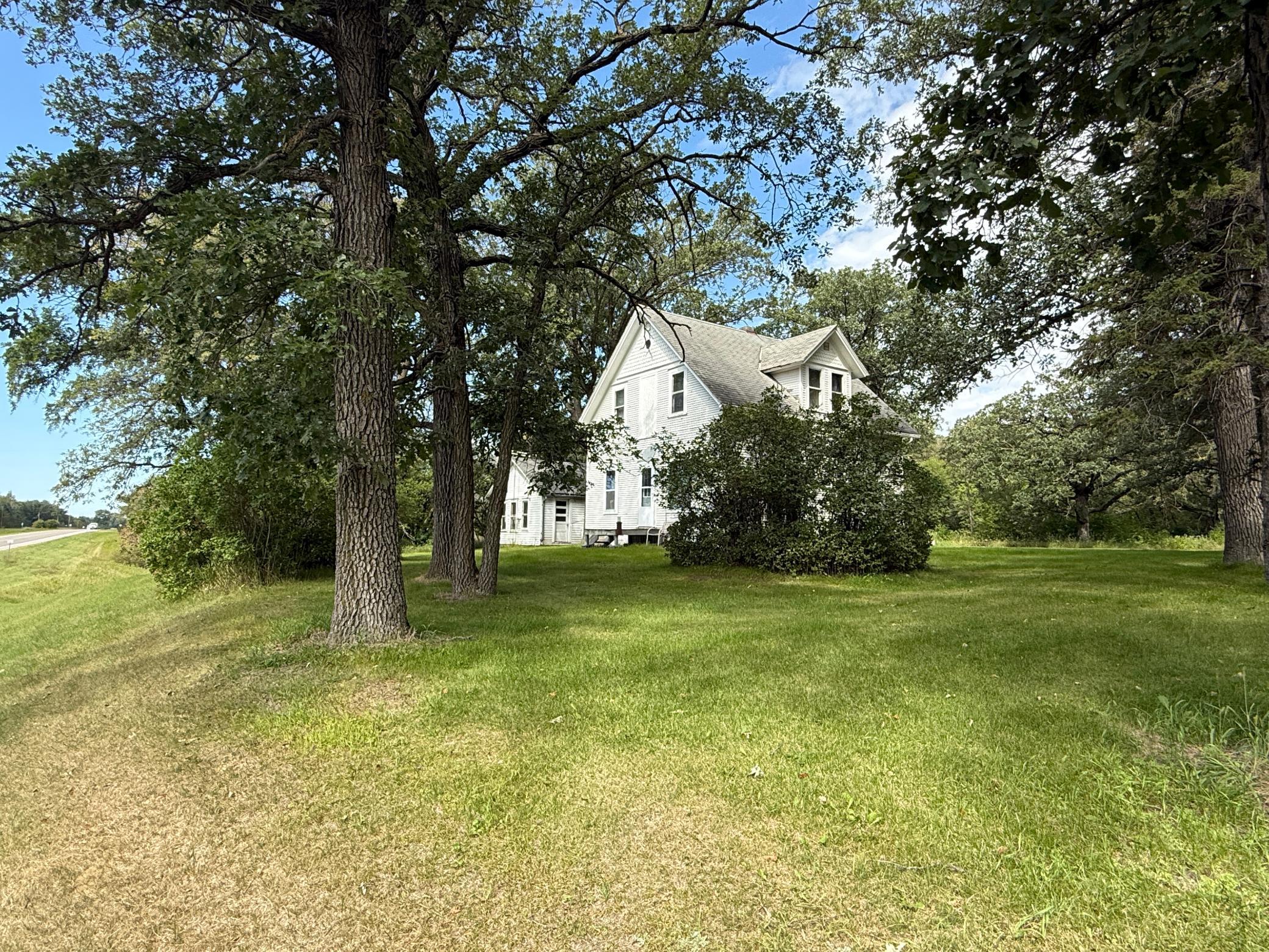 main property photo 40