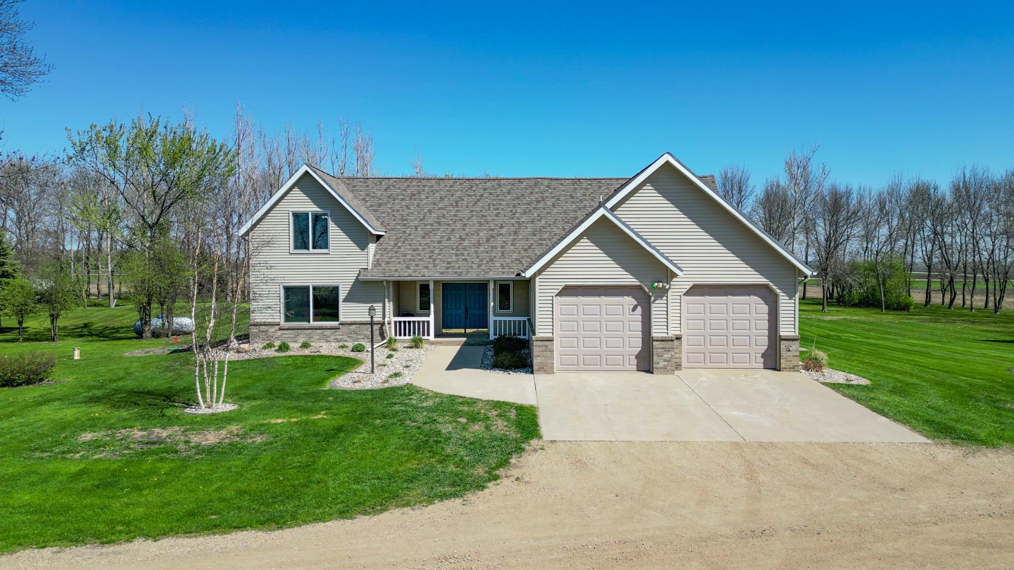 main property photo 21