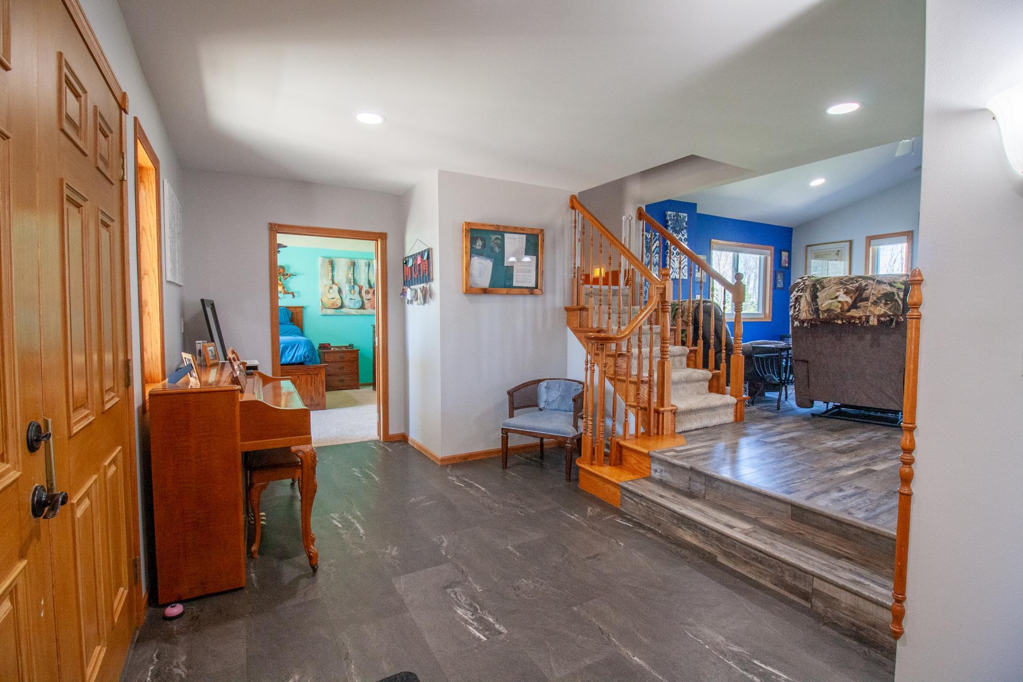main property photo 78