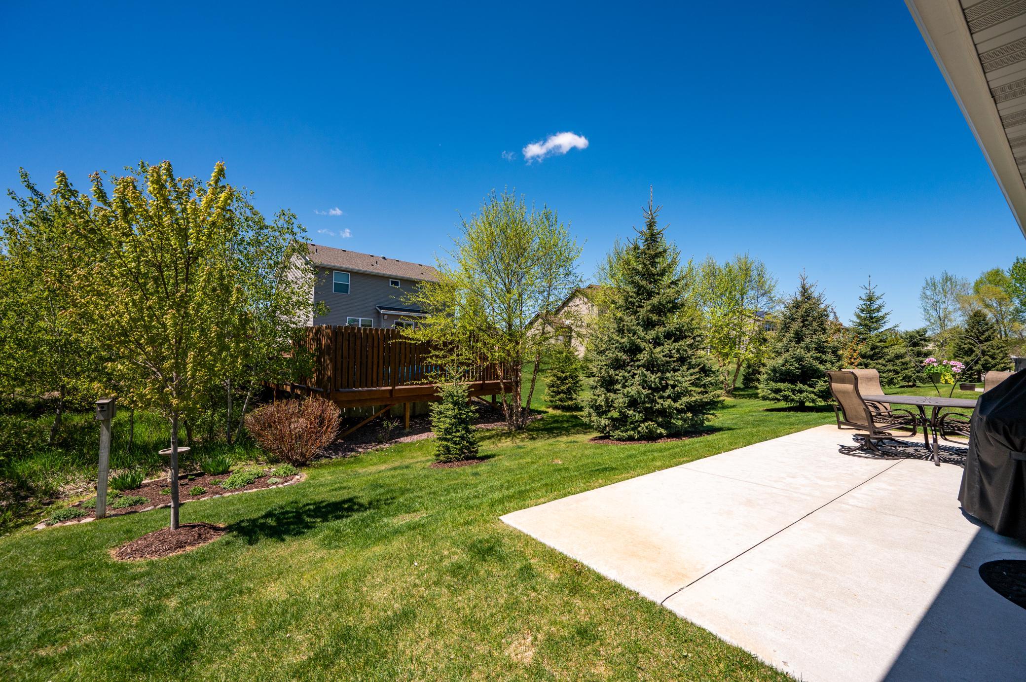 main property photo 25