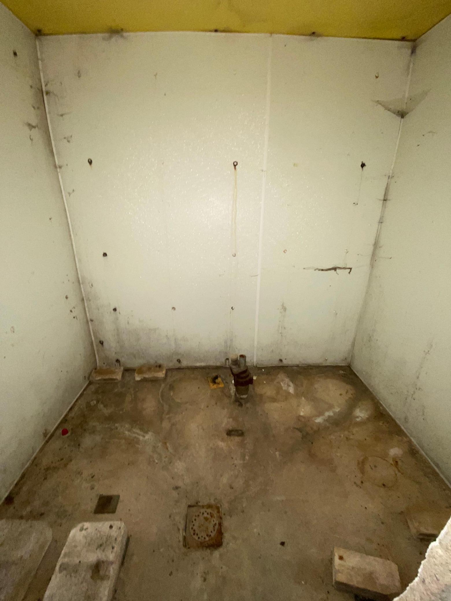 main property photo 37