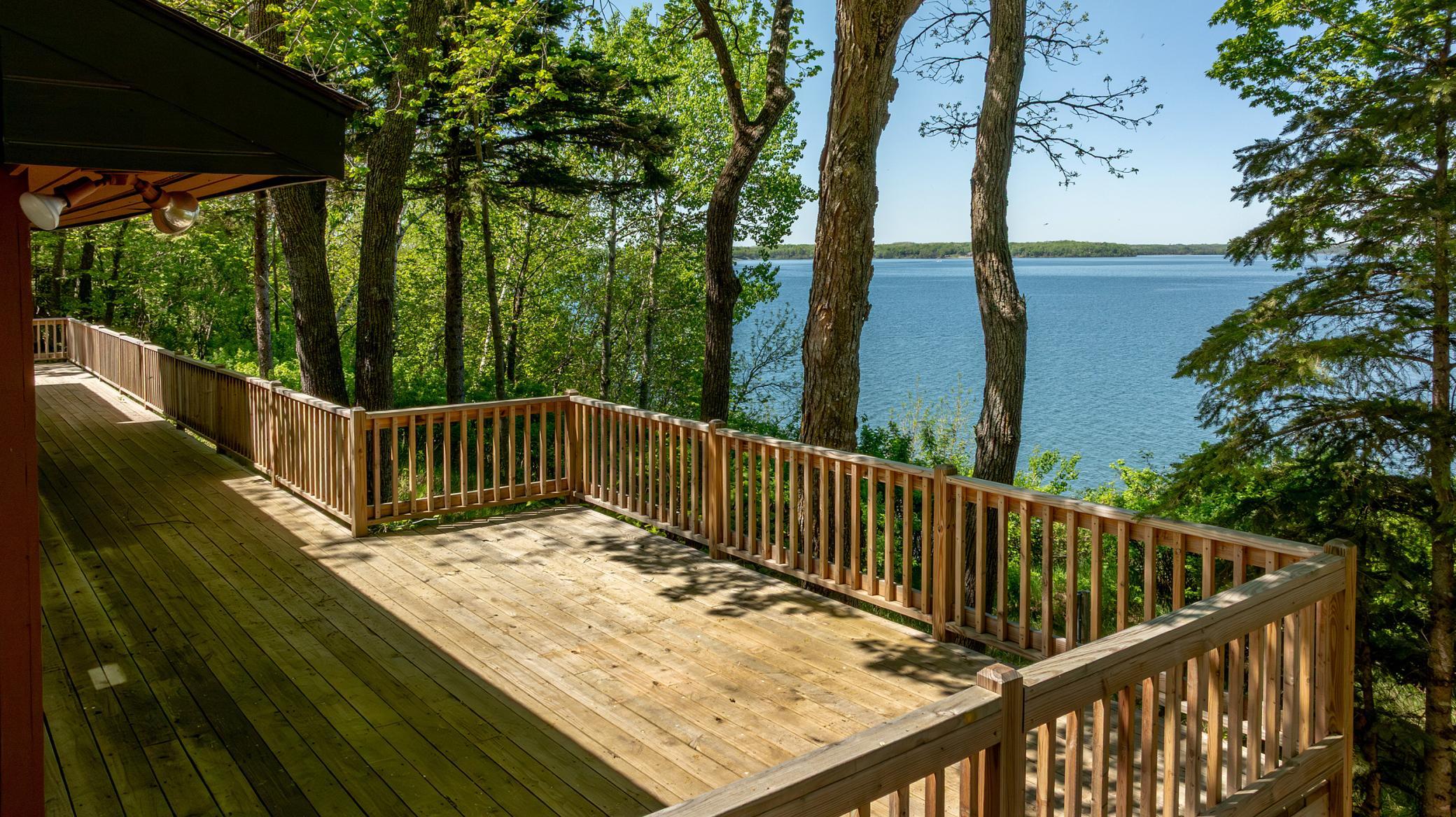 main property photo 40
