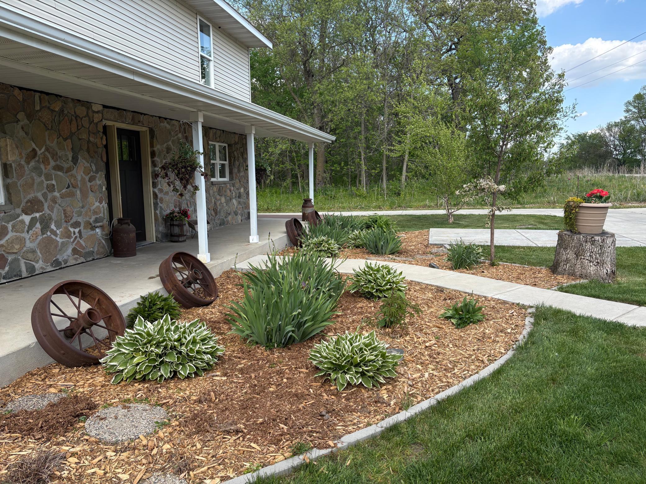 main property photo 39
