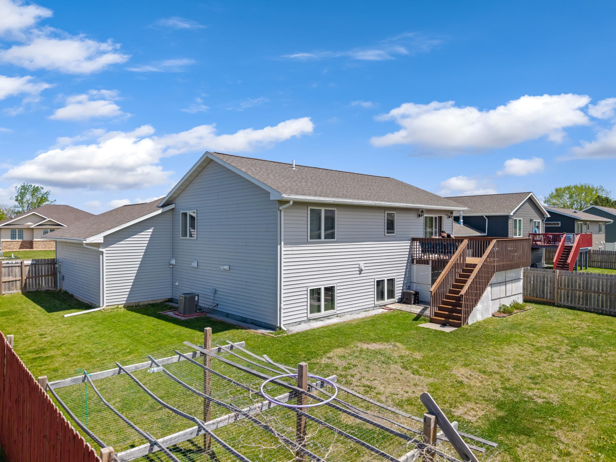 main property photo 26