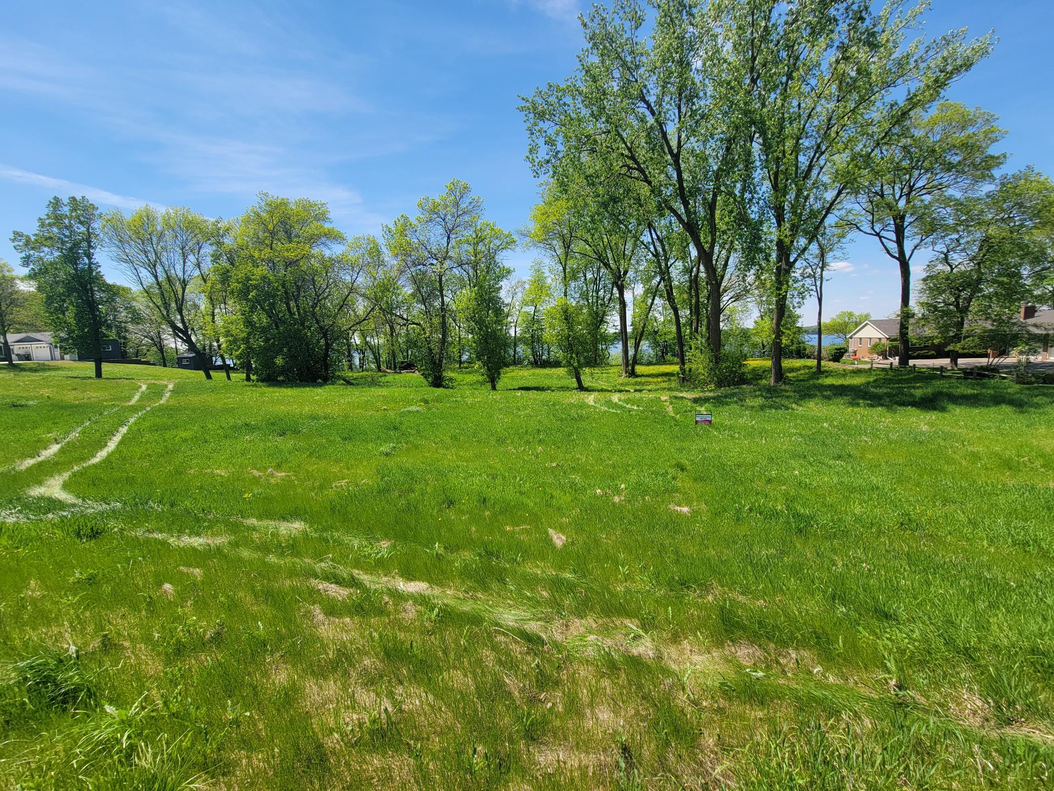 main property photo 11