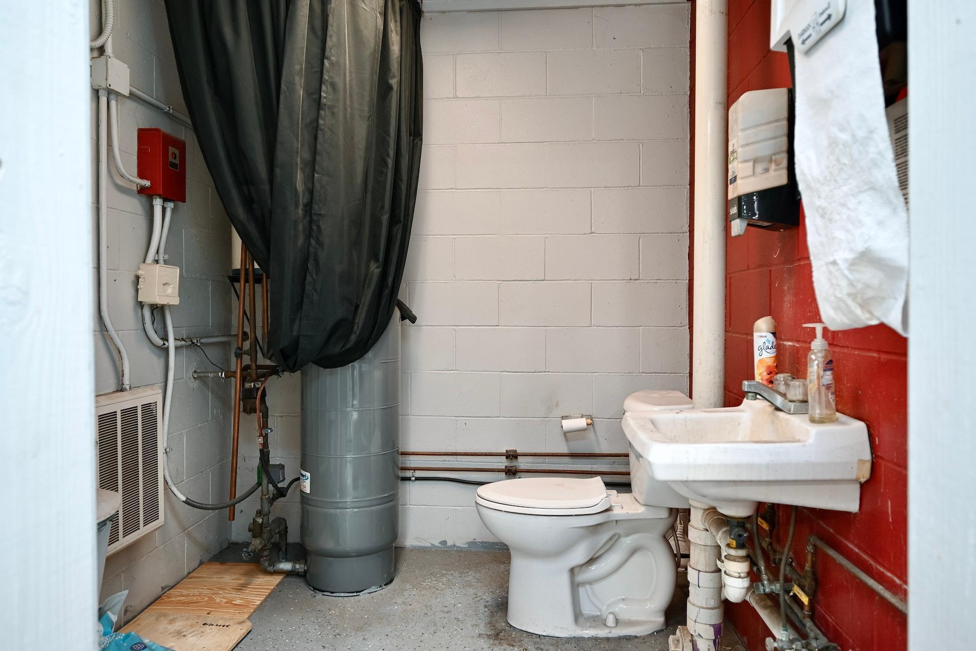 main property photo 12