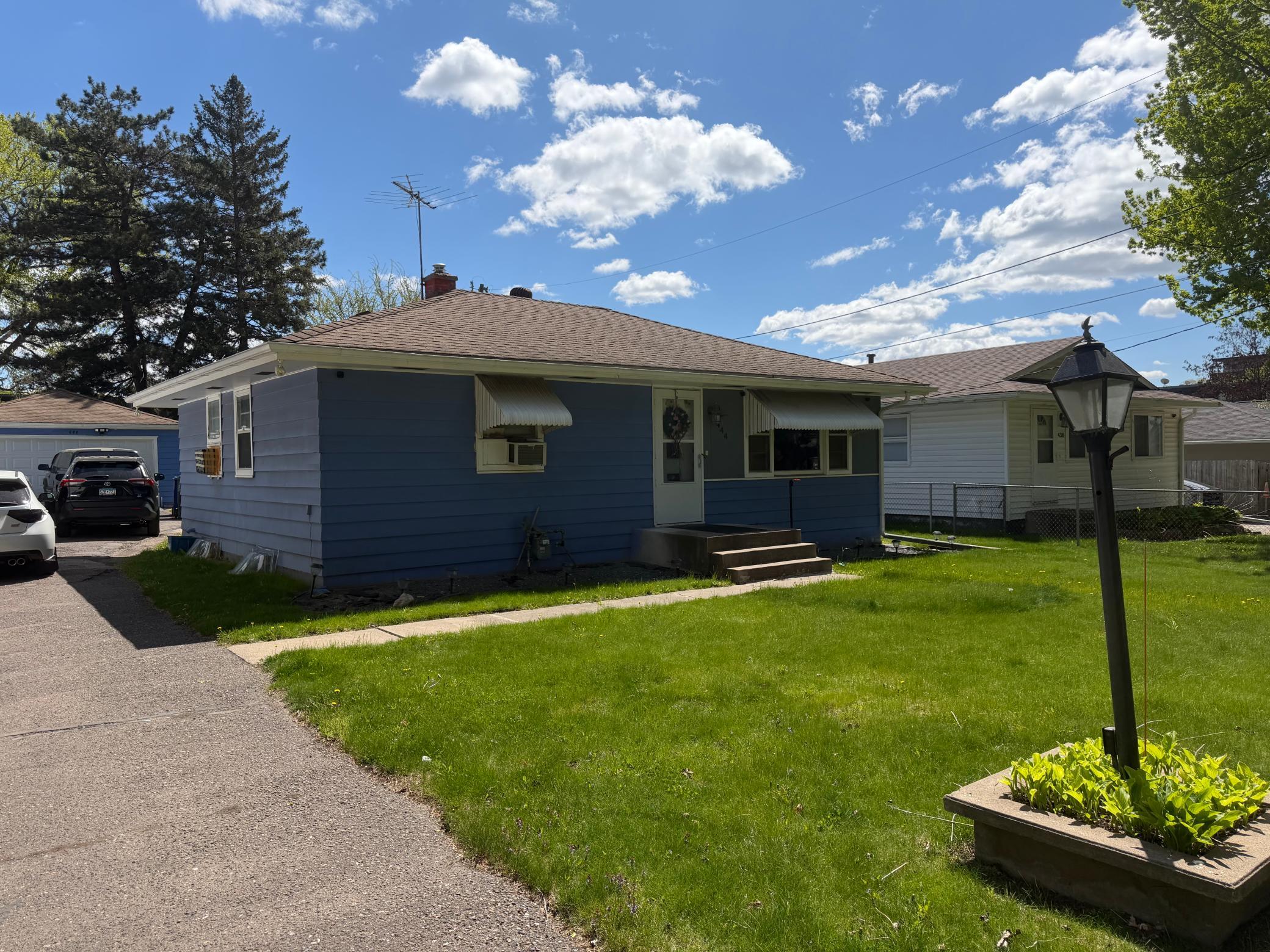 main property photo 3