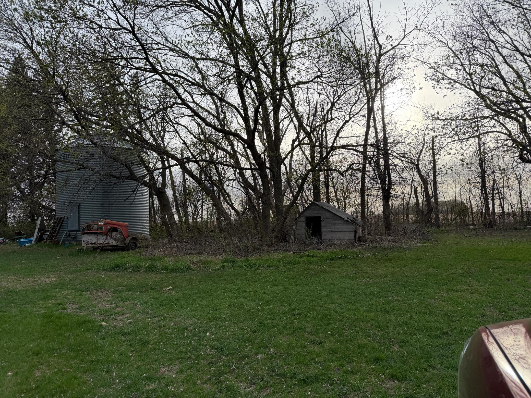 main property photo 30