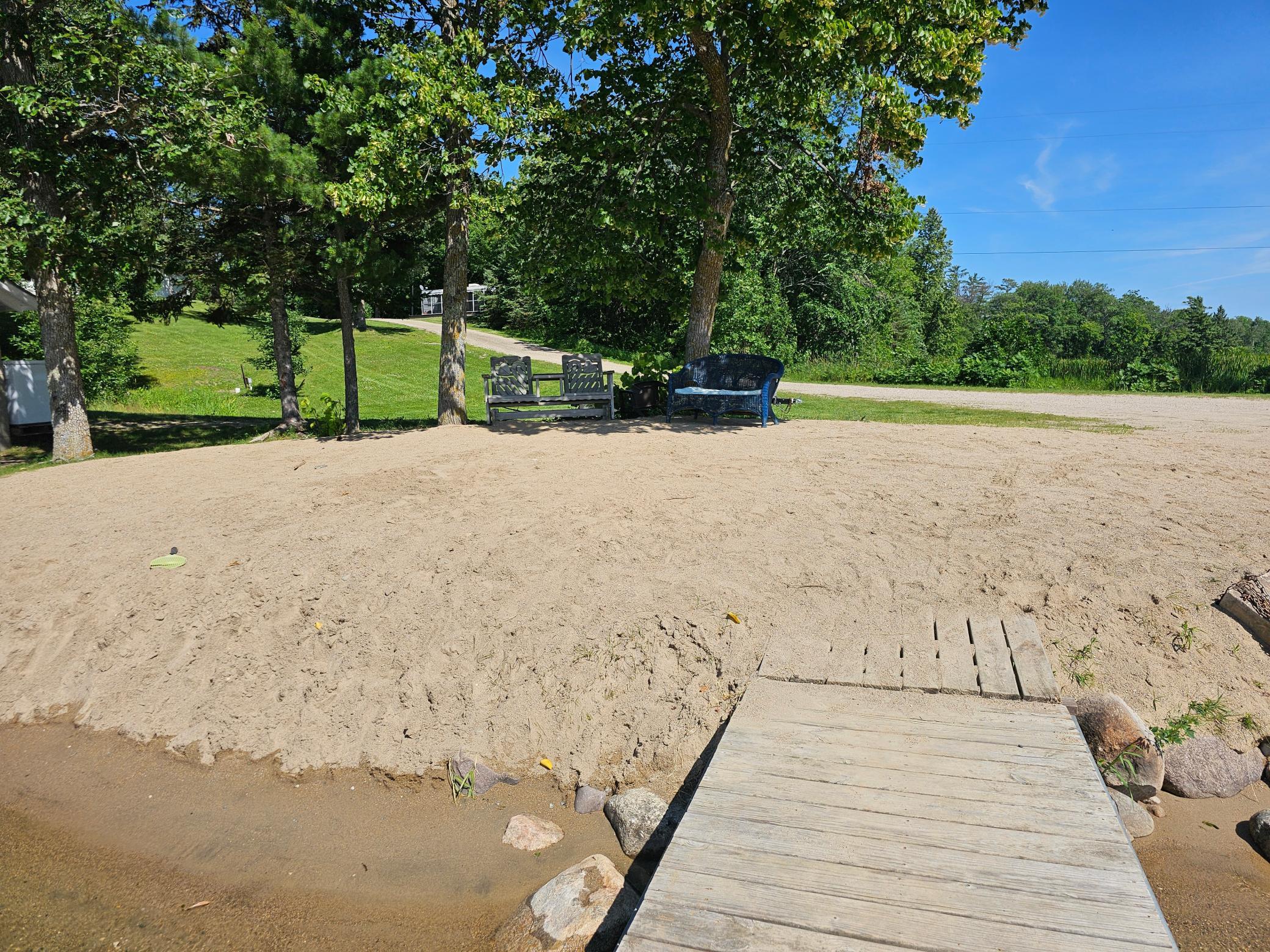 main property photo 14