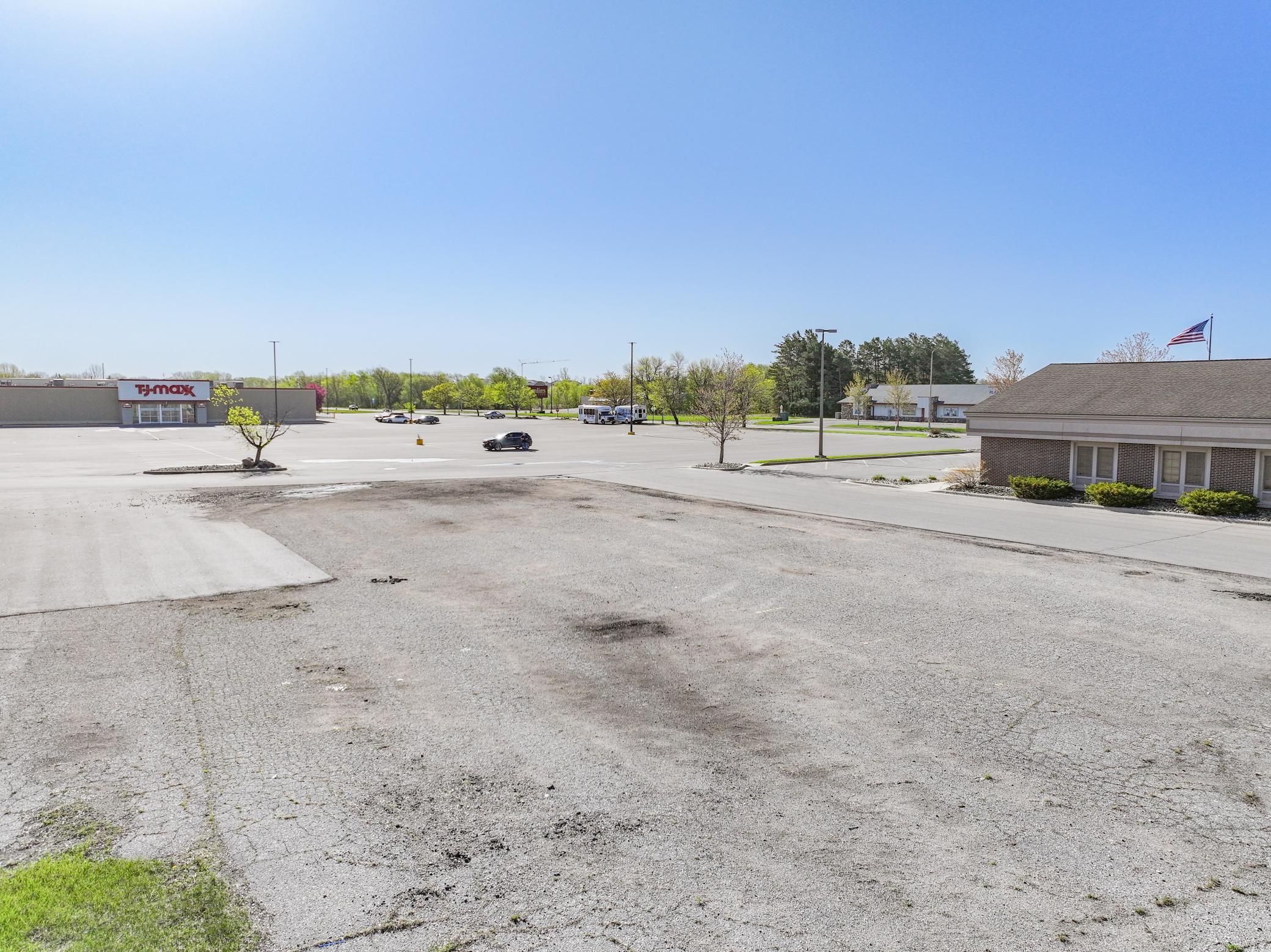 main property photo 11