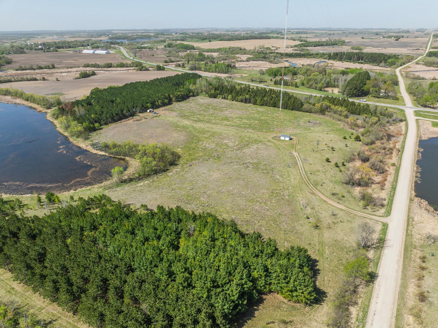 main property photo 24