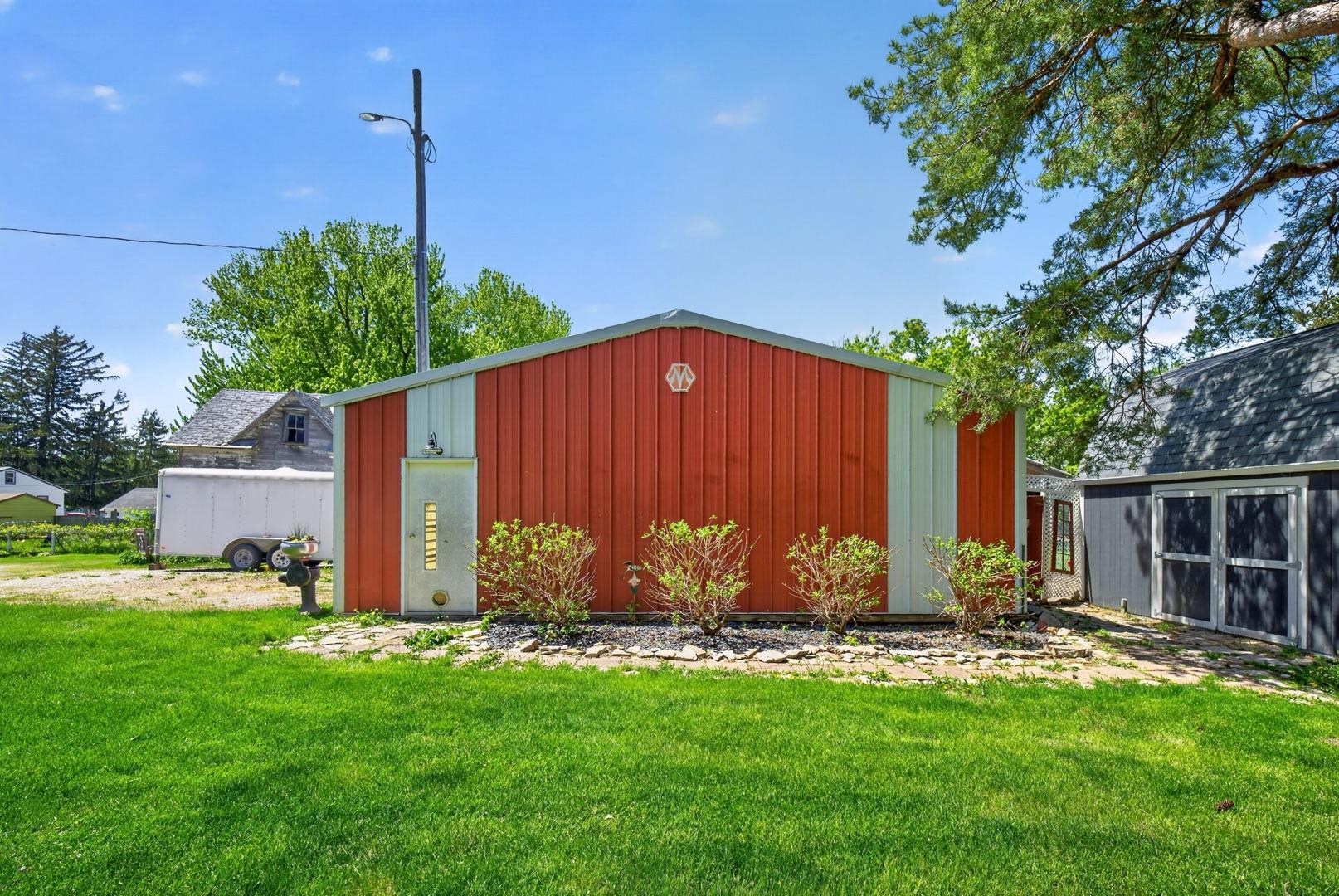 main property photo 45