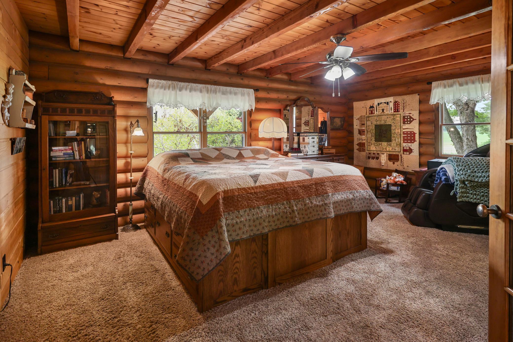 main property photo 32