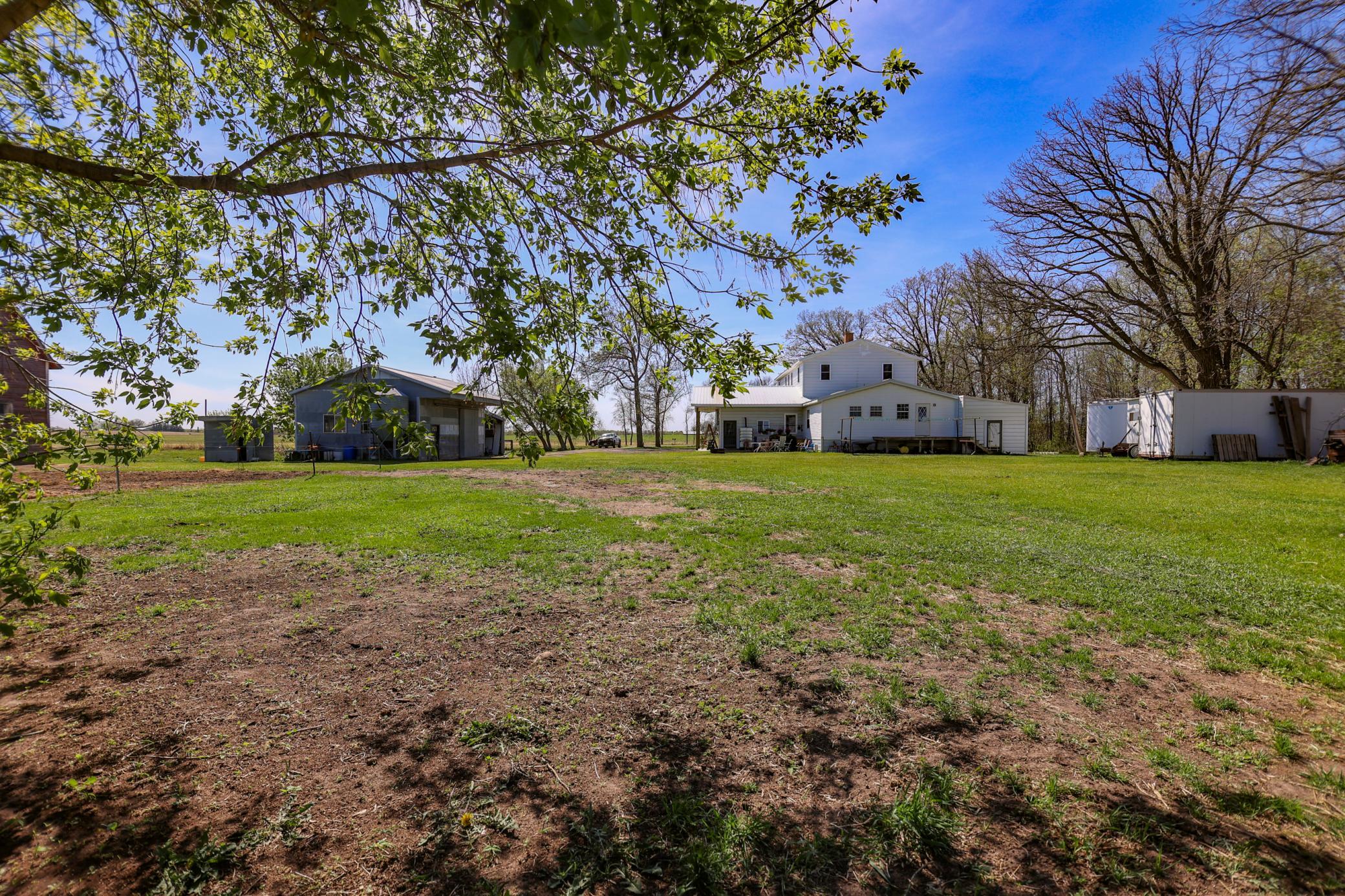 main property photo 17