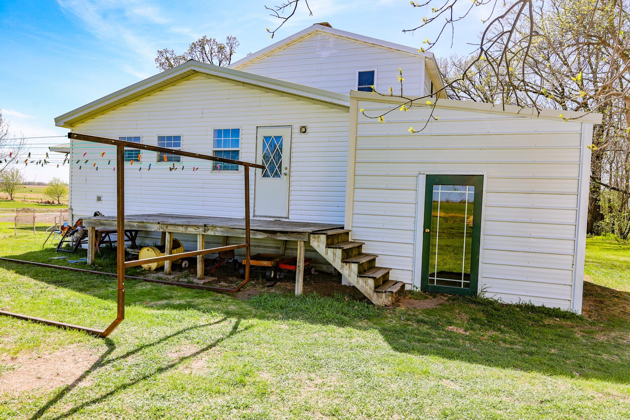 main property photo 7